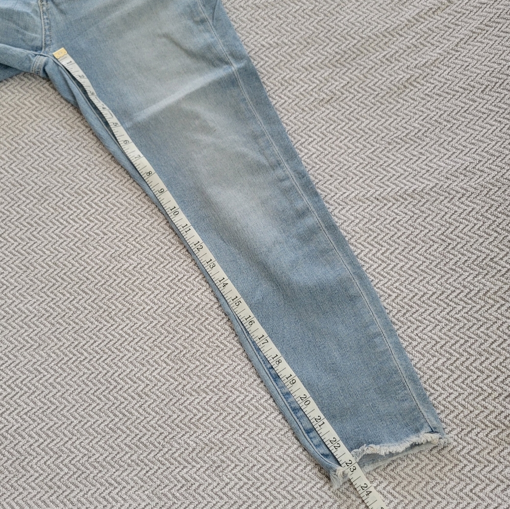 Loft Jeans - image 3